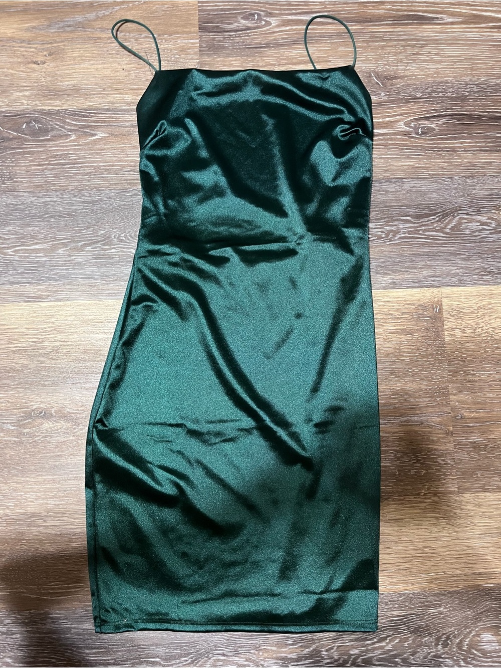 Satin Dress in Emerald Green - Women - Picture 1 of 2